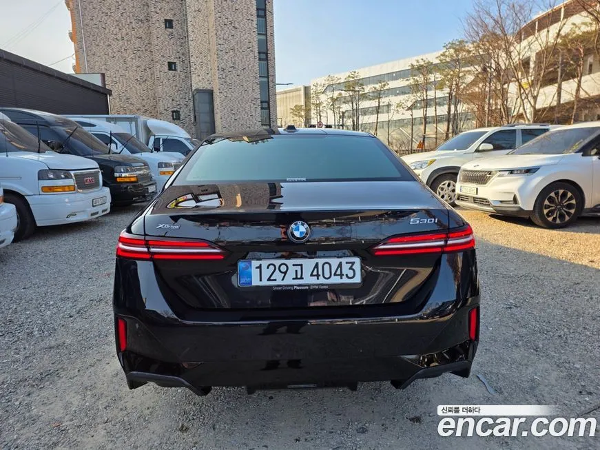 BMW 5-Series 2025 из KR, фото 6