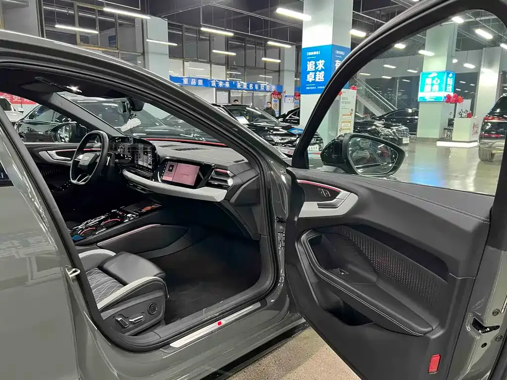 Audi A5L 2025 из CN, фото 7