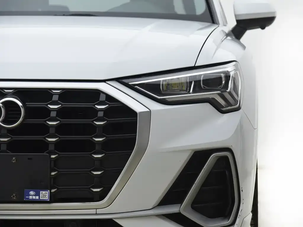 Audi Q3 2021 из CN, фото 8