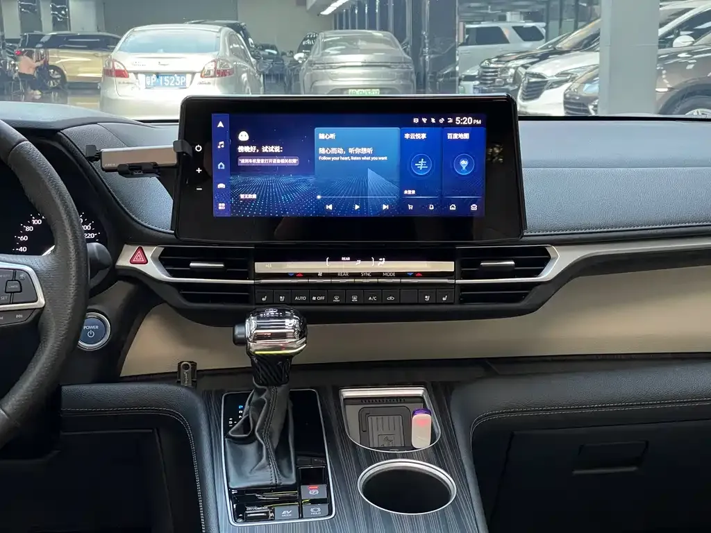 Toyota Sienna 2023 из CN, фото 10