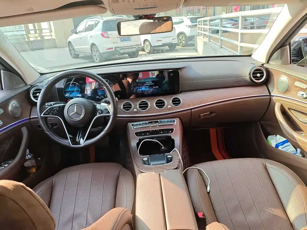 Mercedes-Benz E-Class 2023 из CN, фото 6