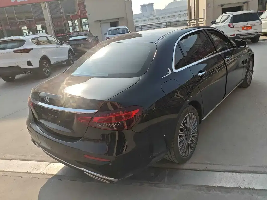Mercedes-Benz E-Class 2023 из CN, фото 2