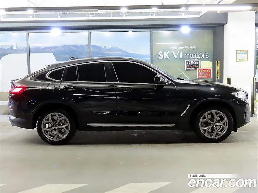 BMW X4 2023 из KR, фото 2