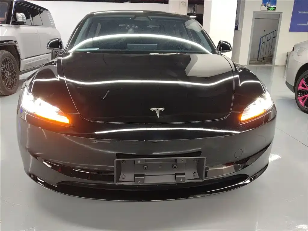 Tesla Model 3 2024 из CN, фото 5