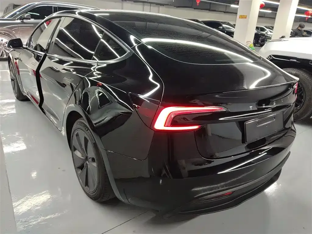 Tesla Model 3 2024 из CN, фото 9