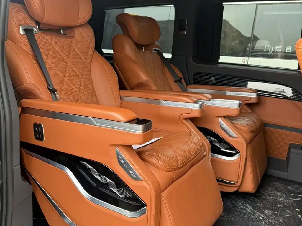 Mercedes-Benz Vito 2024 из CN, фото 4