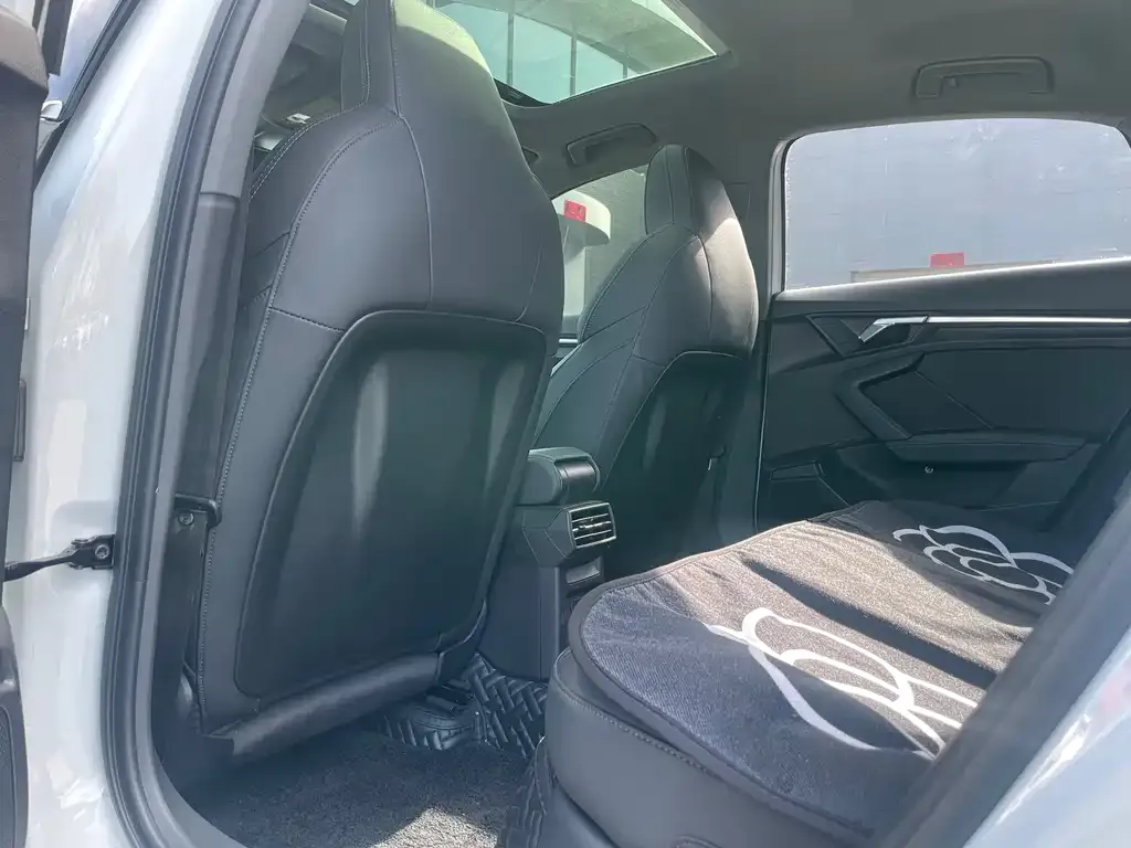 Audi A3 2022 из CN, фото 3