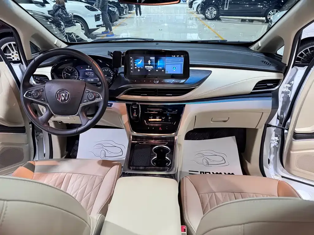 Buick GL8 2023 из CN, фото 7