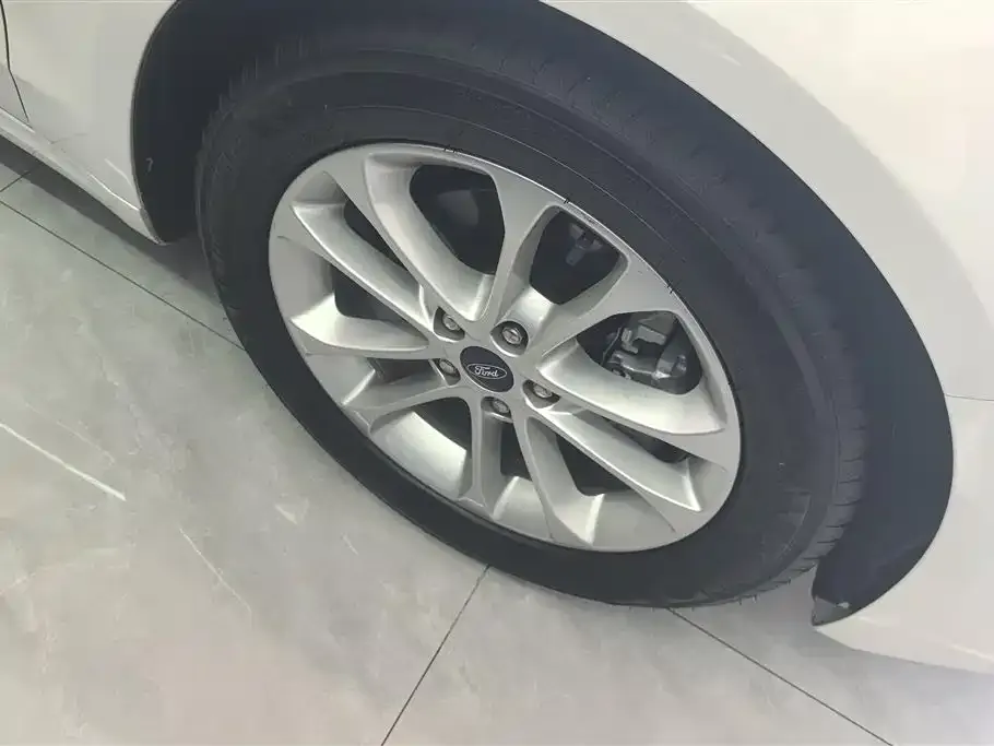 Ford Mondeo 2021 из CN, фото 7