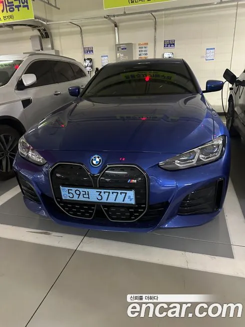 BMW i4 2023 из KR, фото 3