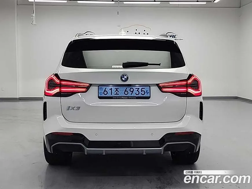 BMW iX3 2025 из KR, фото 2
