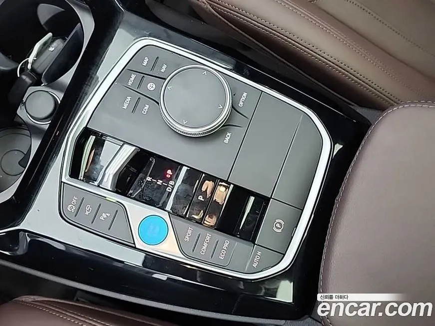 BMW iX3 2025 из KR, фото 9