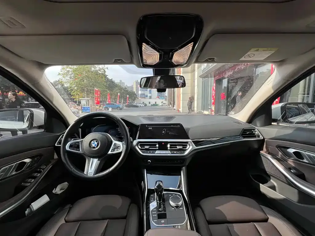 BMW 3 Series 2021 из CN, фото 5