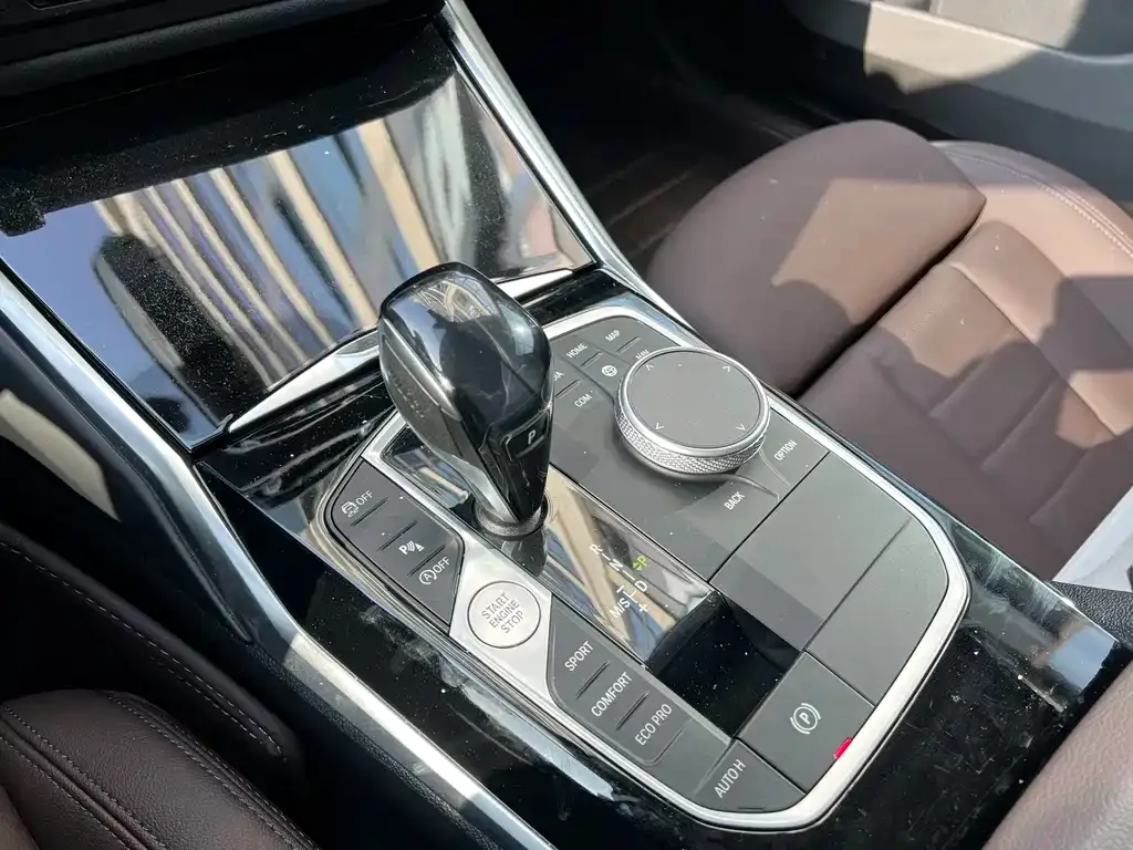 BMW 3 Series 2021 из CN, фото 8