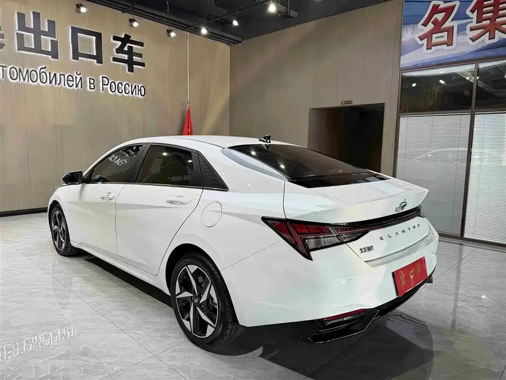 Hyundai Elantra 2023 из CN, фото 2