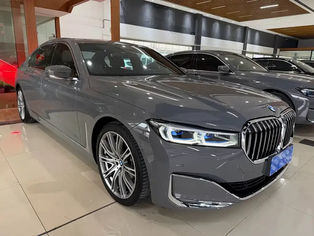 BMW 7 Series 2021 из CN, фото 1
