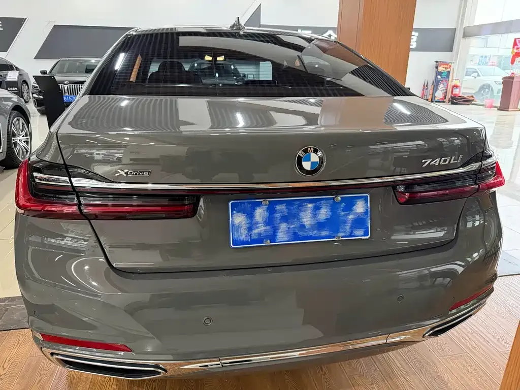 BMW 7 Series 2021 из CN, фото 6