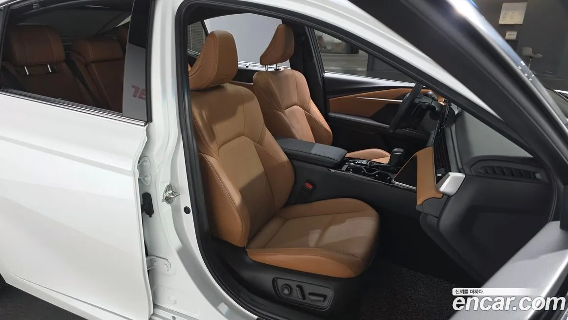 Toyota Camry 2025 из KR, фото 10