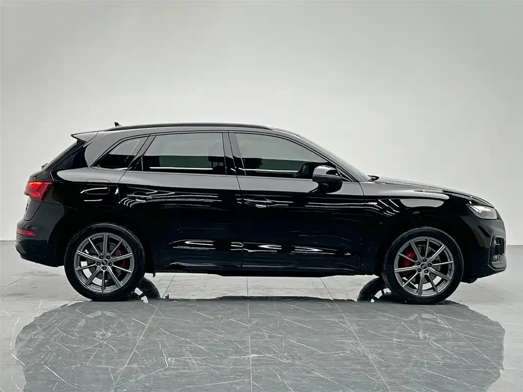 Audi Q5L 2023 из CN, фото 8