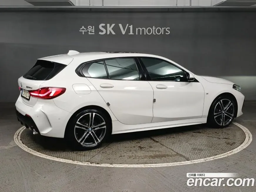 BMW 1-Series 2021 из KR, фото 8