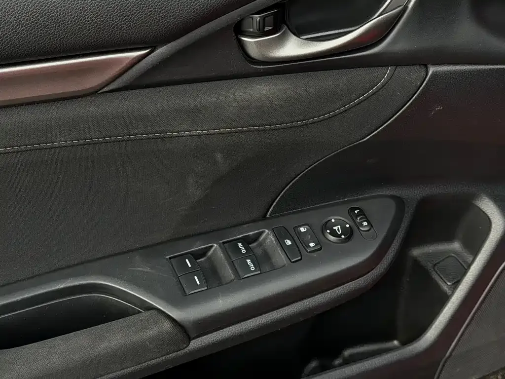 Honda Civic — фото 3