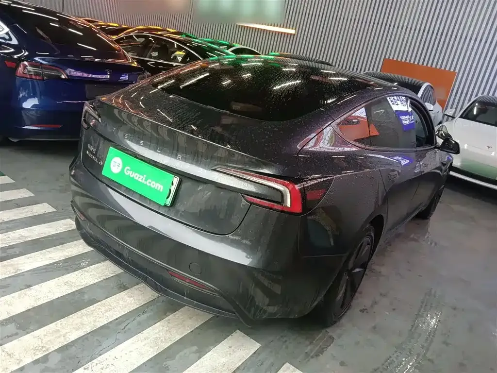 Tesla Model 3 2025 из CN, фото 7