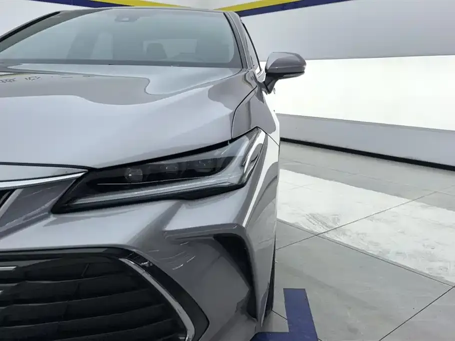 Toyota Avalon 2022 из CN, фото 2