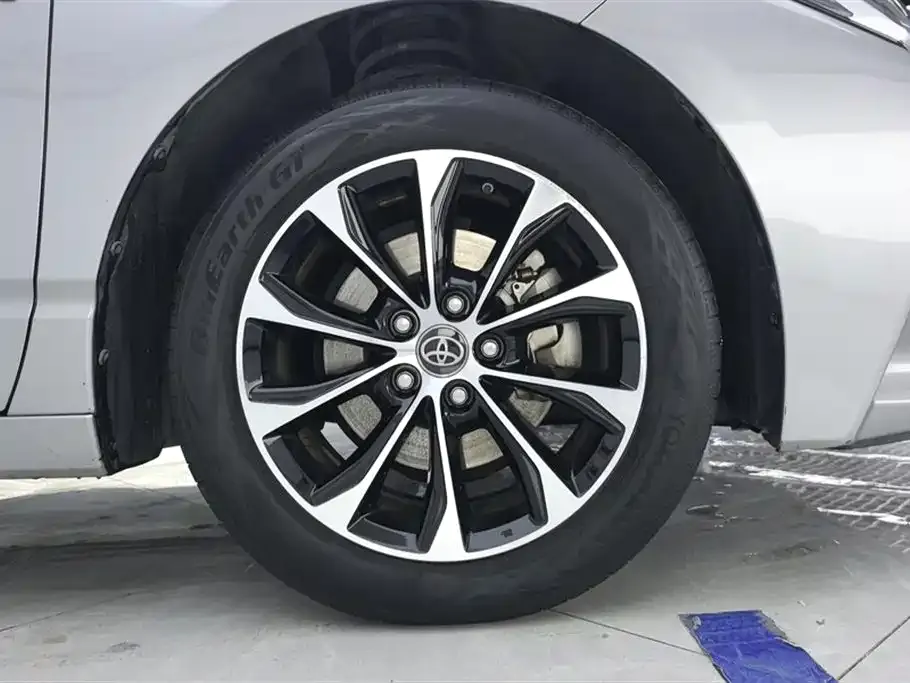 Toyota Avalon 2022 из CN, фото 9