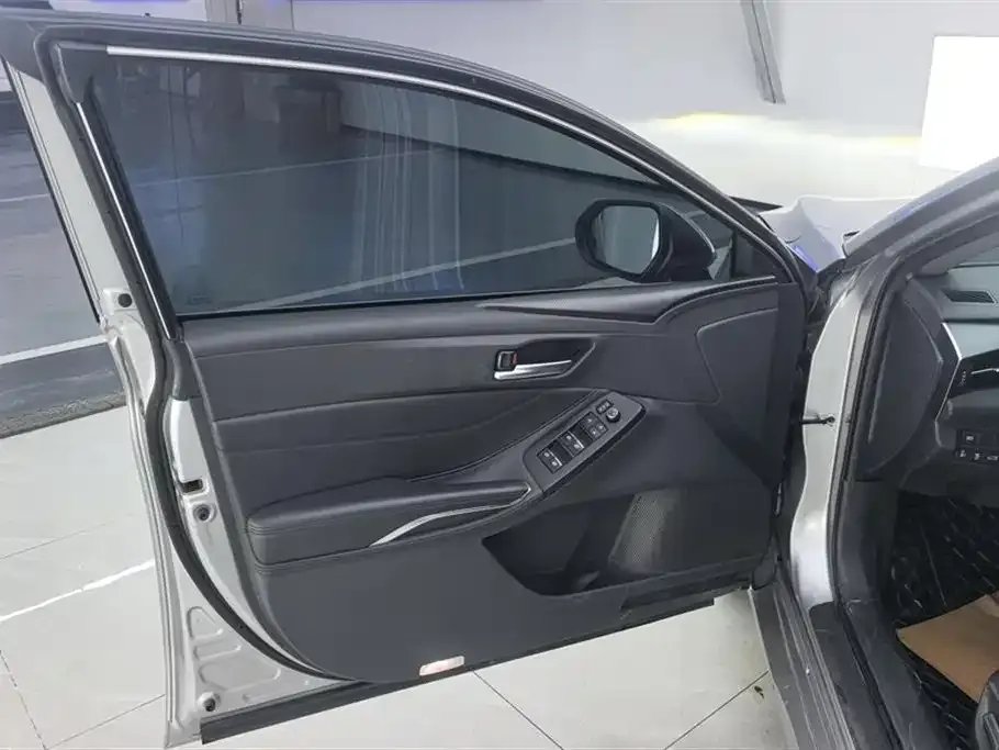 Toyota Avalon 2022 из CN, фото 10