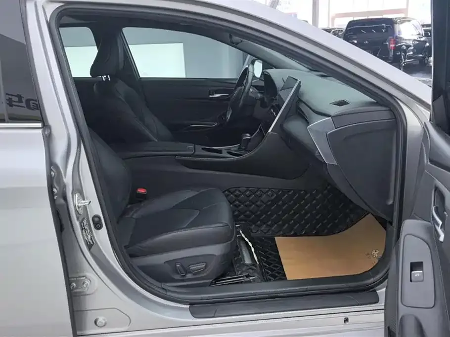 Toyota Avalon 2022 из CN, фото 7