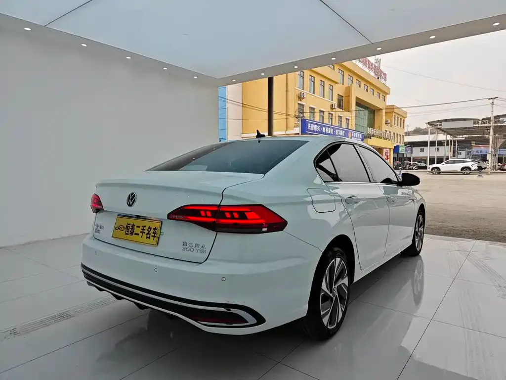 Volkswagen Bora 2023 из CN, фото 10