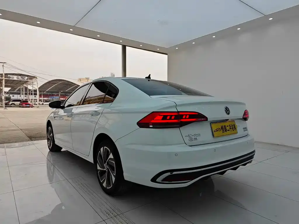 Volkswagen Bora 2023 из CN, фото 7