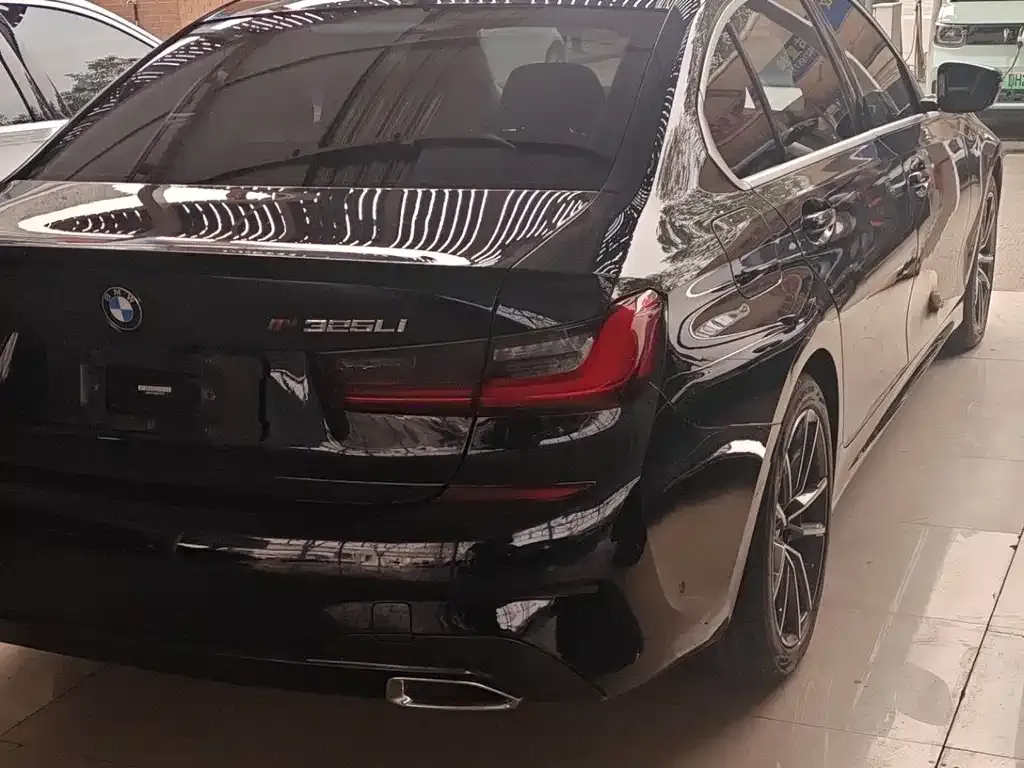 BMW 3 Series 2021 из CN, фото 6