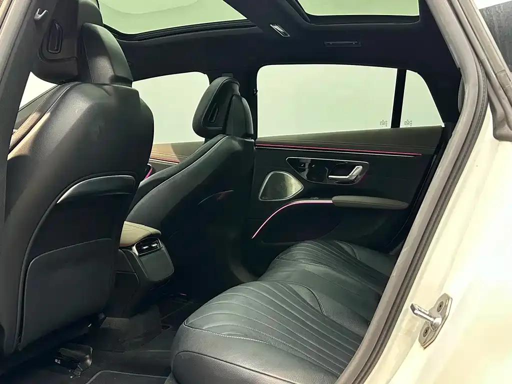 Mercedes-Benz EQS 2024 из CN, фото 5