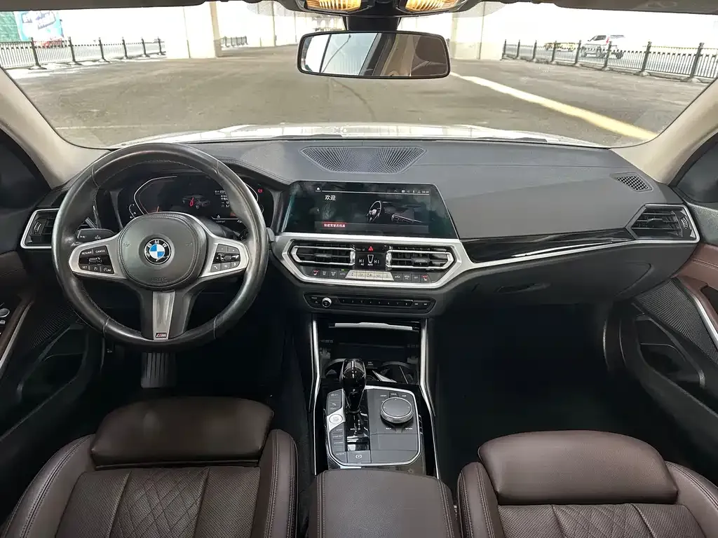 BMW 3 Series 2022 из CN, фото 9