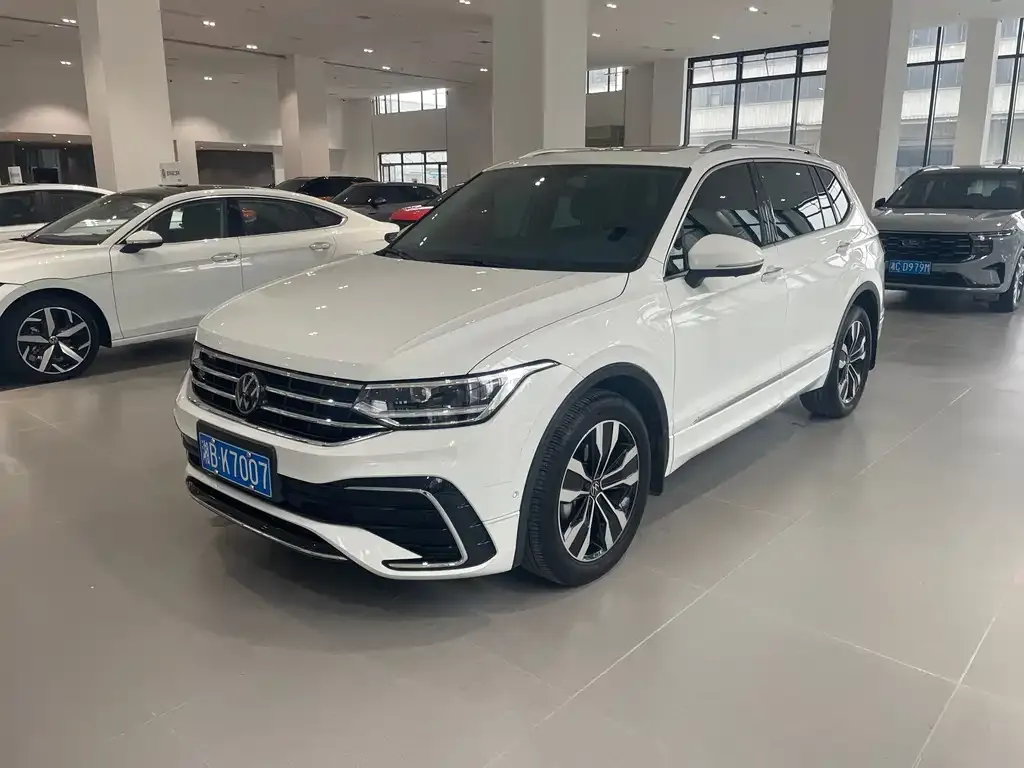Volkswagen Tiguan L 2024 из CN, фото 1