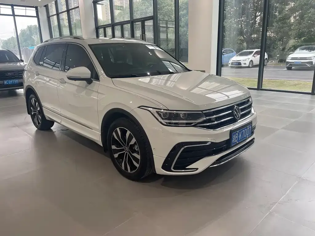 Volkswagen Tiguan L 2024 из CN, фото 7