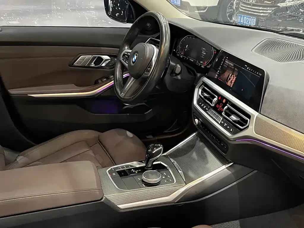 BMW 3 Series 2021 из CN, фото 10