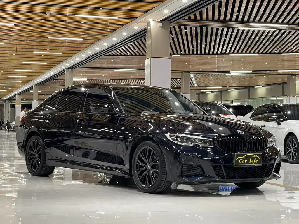 BMW 3 Series 2021 из CN, фото 9
