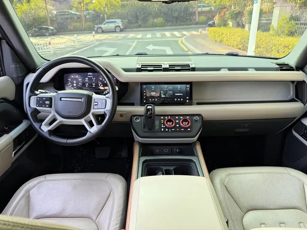 Land Rover Defender 2021 из CN, фото 3
