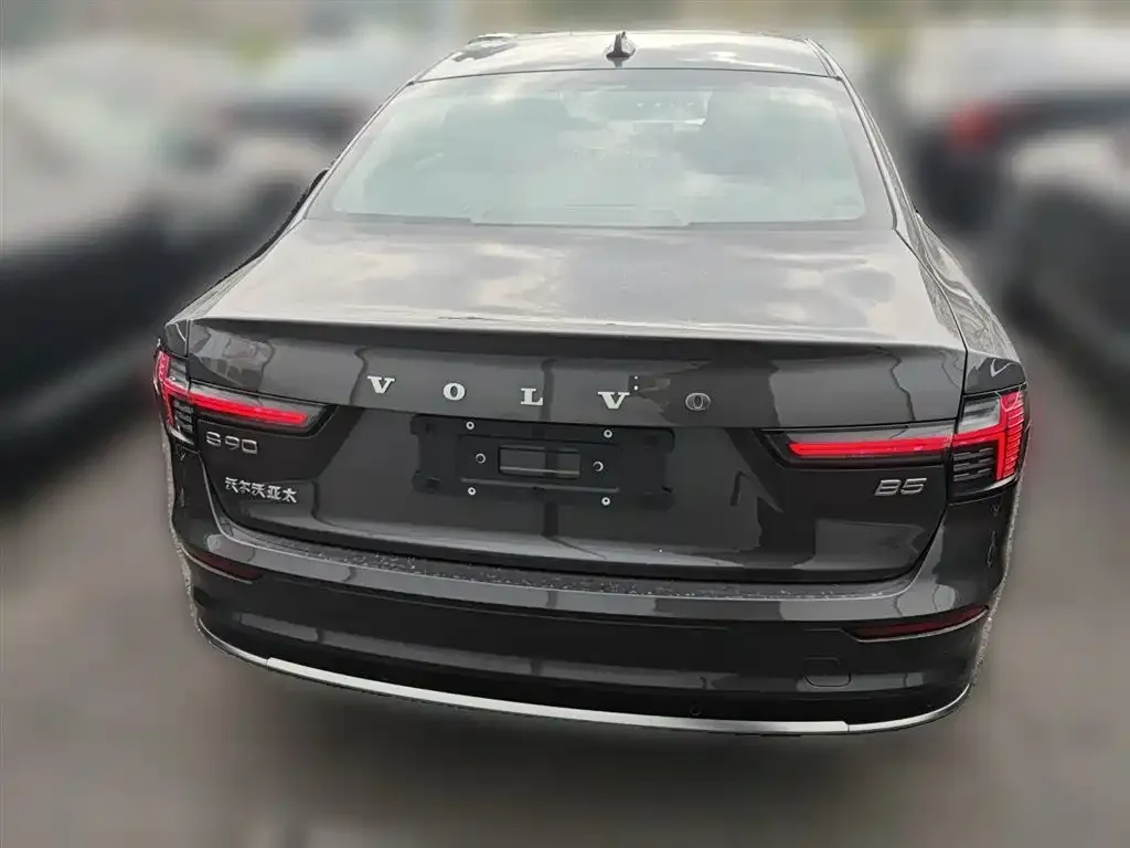 Volvo S90 — фото 6