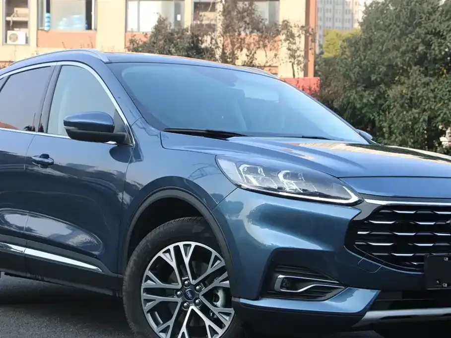 Ford Escape 2023 из CN, фото 6