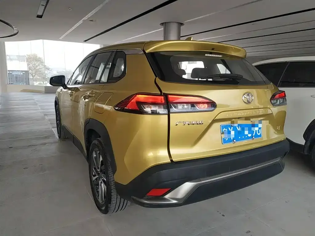Toyota Frontlander 2022 из CN, фото 2