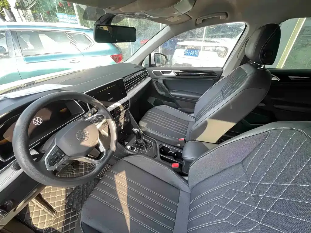 Volkswagen Tiguan L 2022 из CN, фото 6