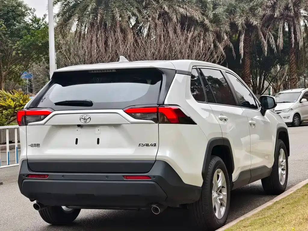Toyota RAV4 2026 из CN, фото 5