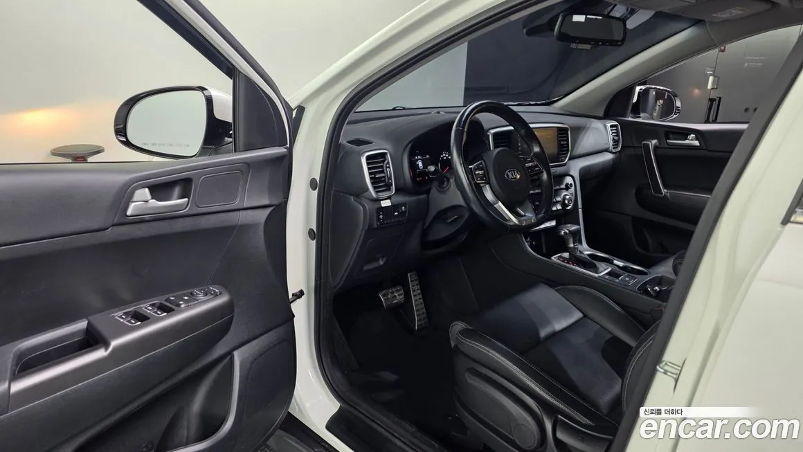 Kia Sportage — фото 7