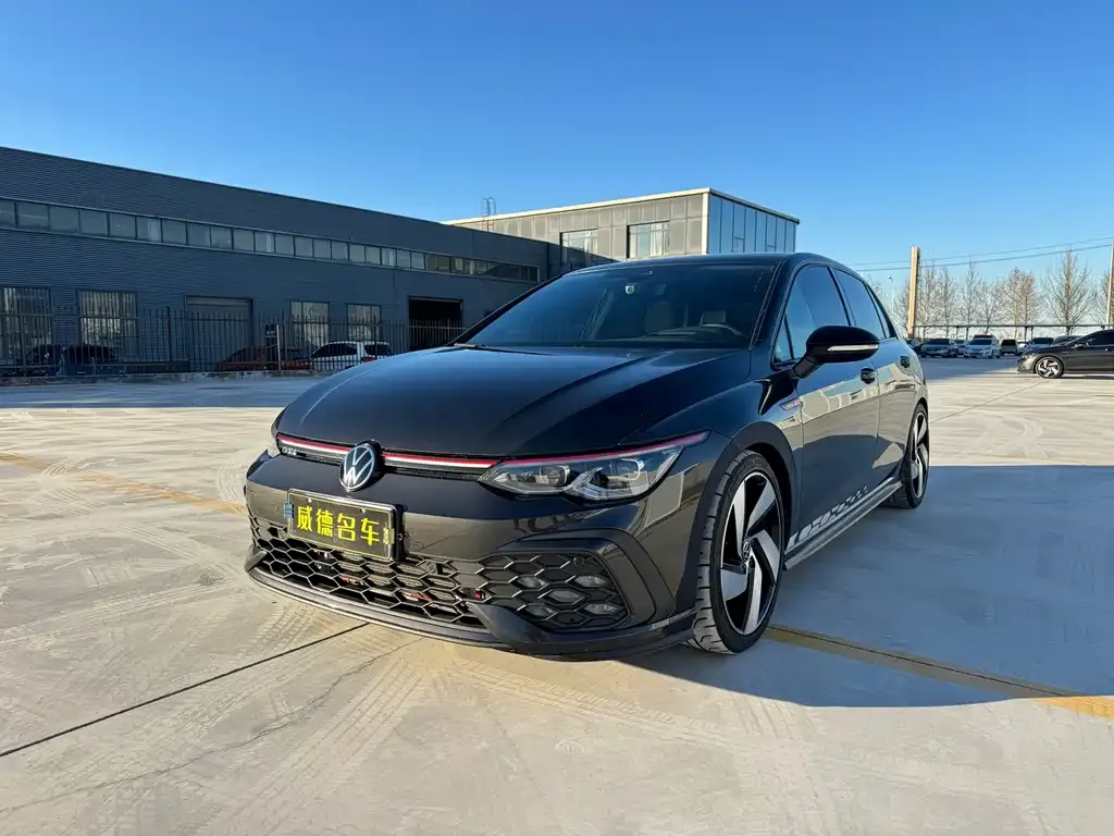 Volkswagen Golf GTI 2022 из CN, фото 1