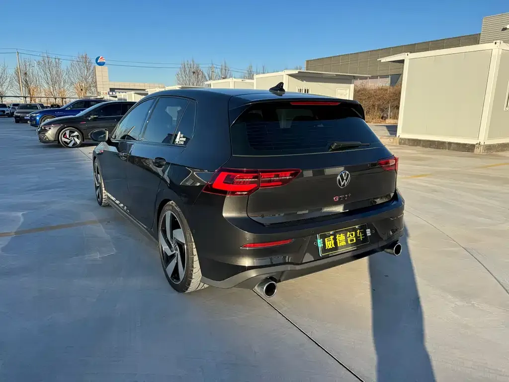 Volkswagen Golf GTI 2022 из CN, фото 2