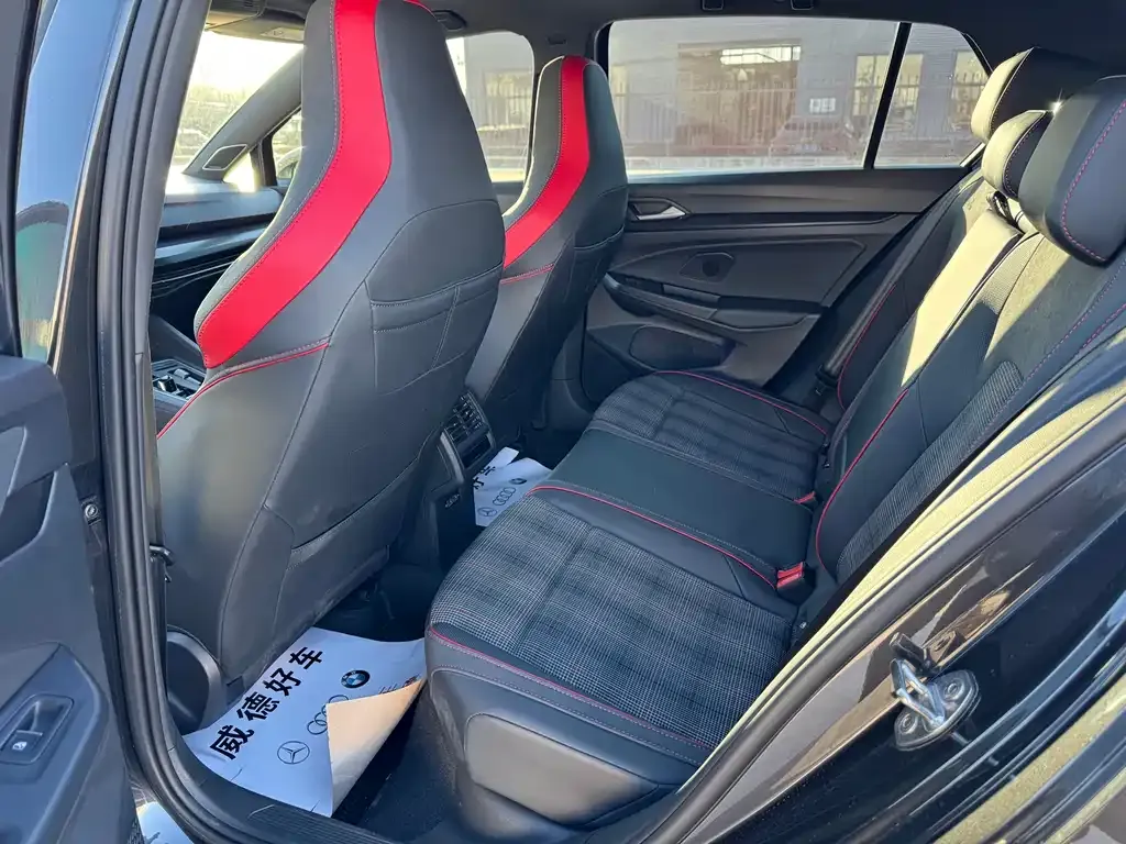 Volkswagen Golf GTI 2022 из CN, фото 8