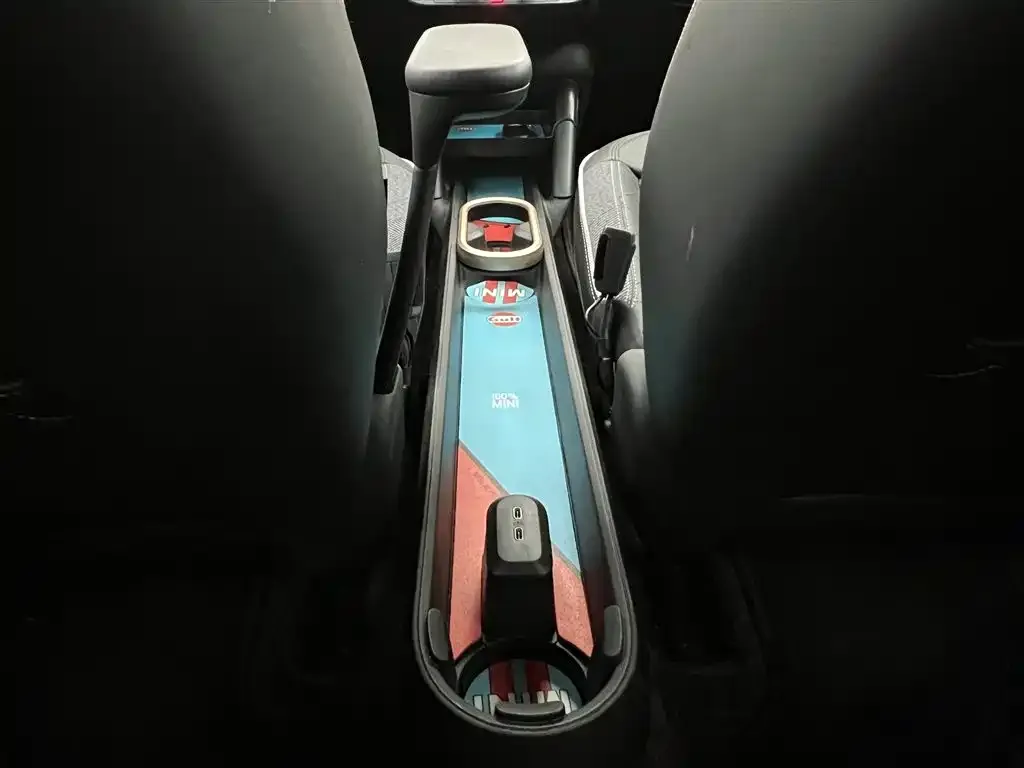 MINI Aceman EV 2024 из CN, фото 2